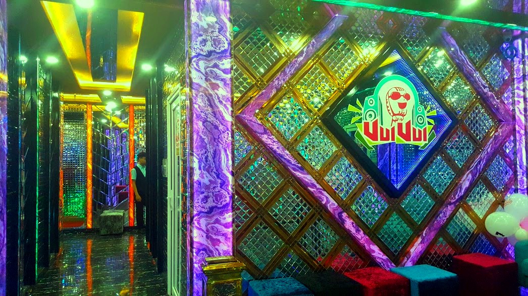 Hình thi công phòng karaoke hiện đại - Karaoke Vui Vui 2