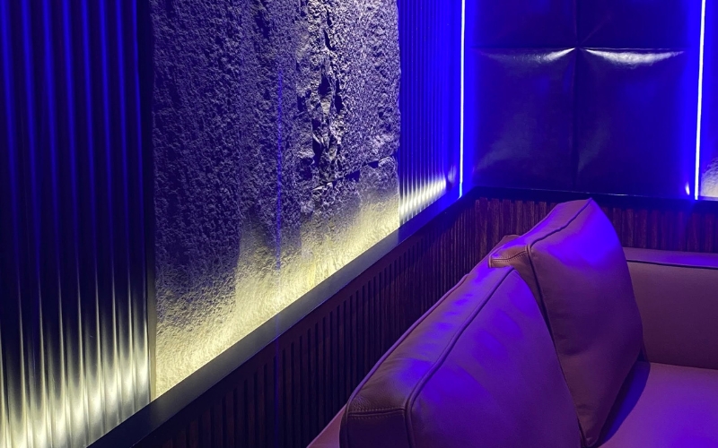 Hình ảnh thi công thực tế phòng karaoke gia đình Hình ảnh thi công thực tế phòng karaoke gia đình