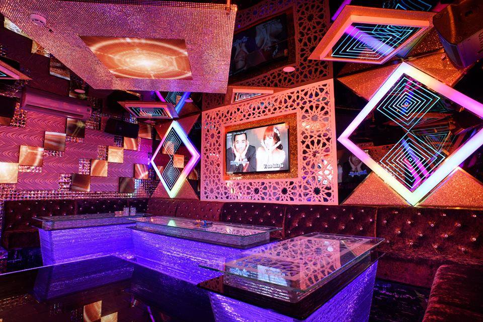 Hình các loại hộp đèn trang trí karaoke 4 Hình các loại hộp đèn trang trí karaoke 4