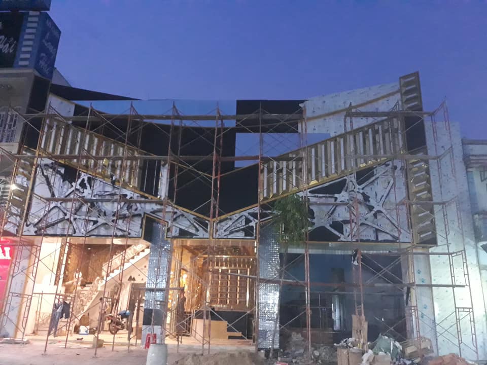 Thi công bảng hiệu quảng cáo